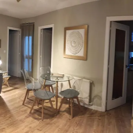 Nenuca, Centrico Apartamento En El Barrio Mas Popular Oviedo